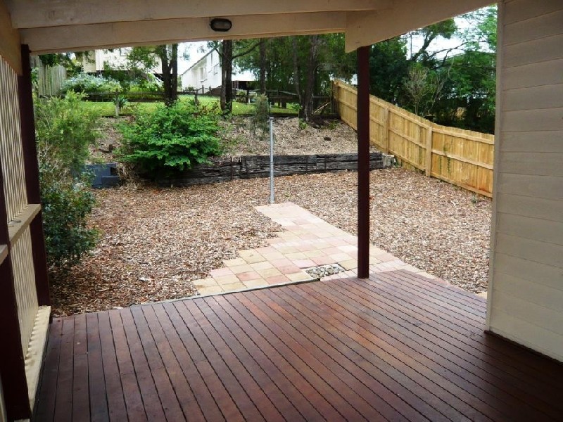 4 Gray Street, Red Hill QLD 4059