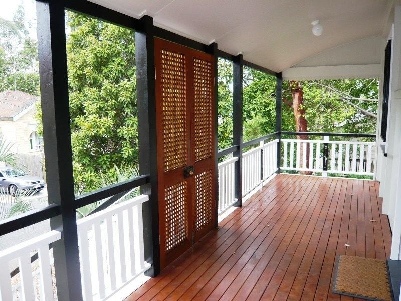 39 Lockhart, Woolloongabba QLD 4102