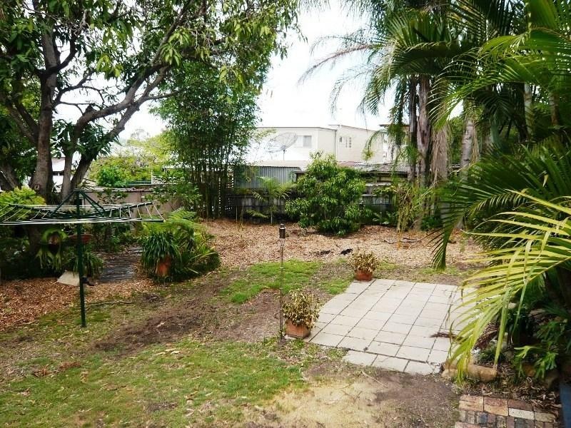 39 Lockhart, Woolloongabba QLD 4102