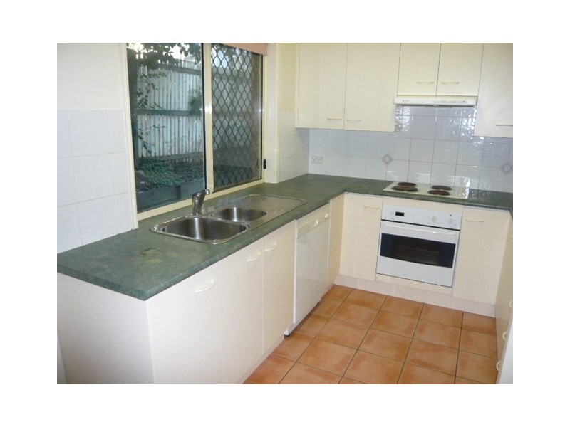 8/31 Baringa St, Morningside QLD 4170