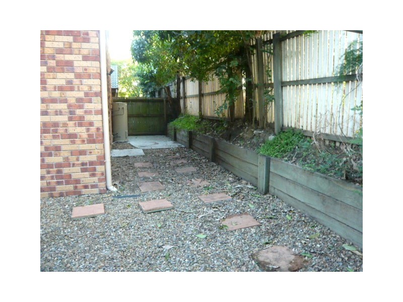 8/31 Baringa St, Morningside QLD 4170