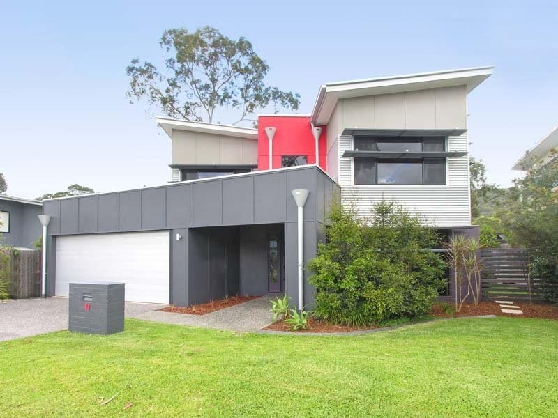 13 Lomandra Place, Chapel Hill QLD 4069