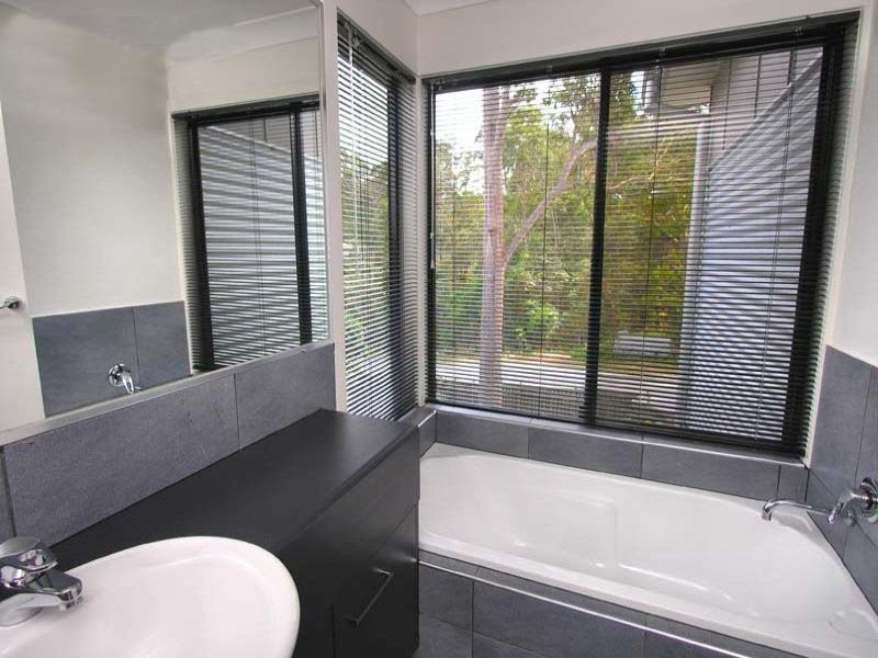 13 Lomandra Place, Chapel Hill QLD 4069