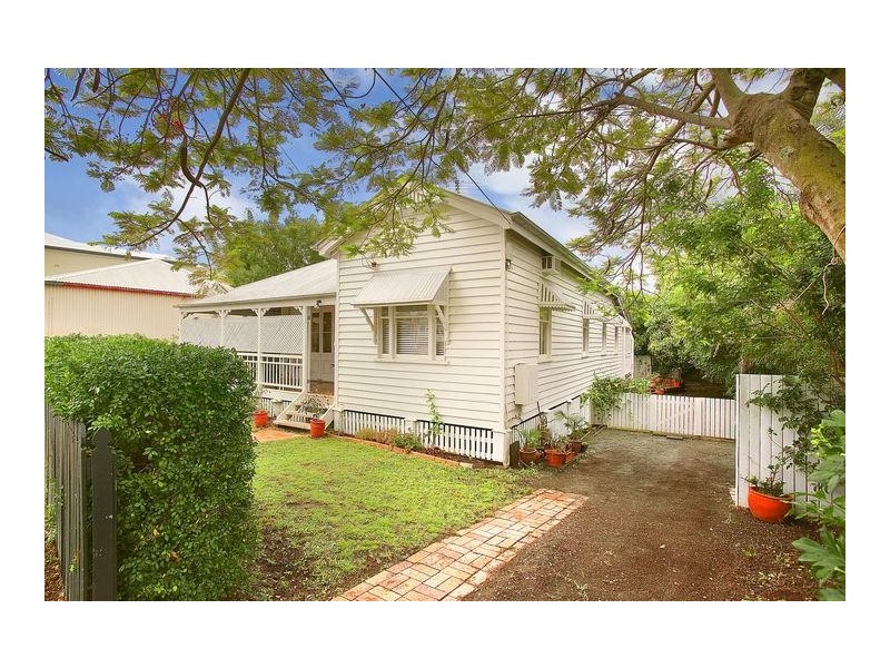 83 Kent Road, Wooloowin QLD 4030