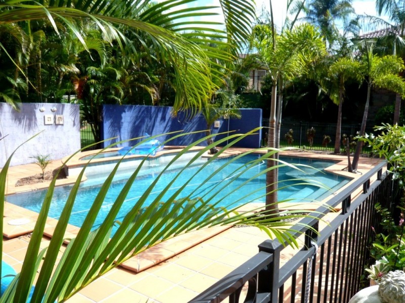 16 Eclipse St, Bridgeman Downs QLD 4035