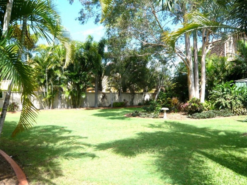 16 Eclipse St, Bridgeman Downs QLD 4035