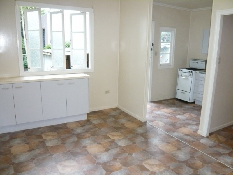 3/11  Katrine St, West End QLD 4101