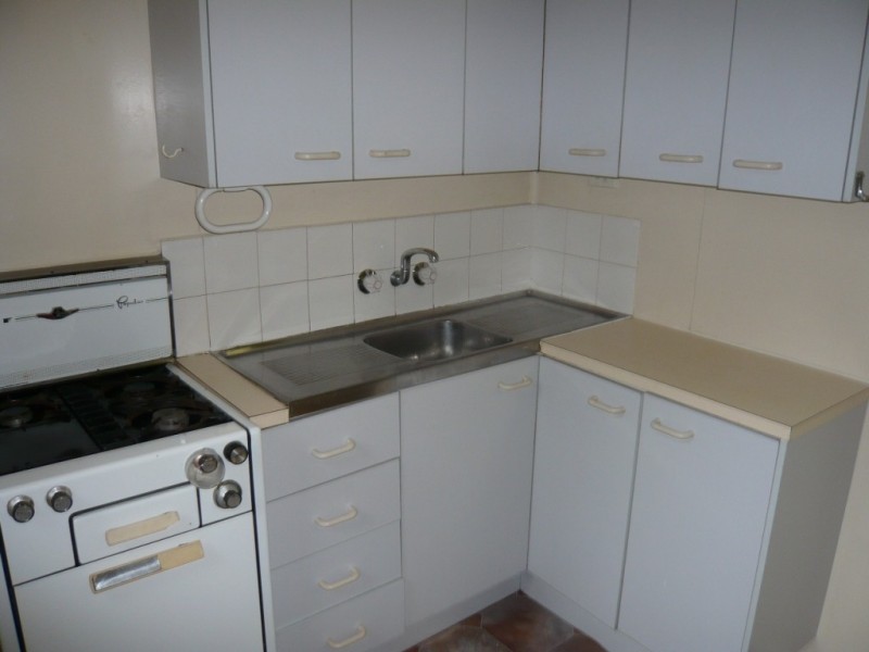 3/11  Katrine St, West End QLD 4101