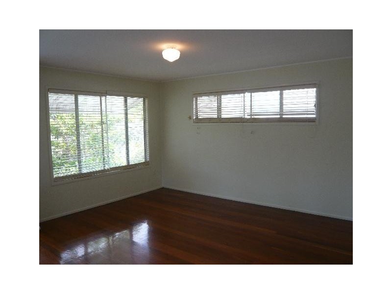 48 Argyle Street, Seventeen Mile Rocks QLD 4073