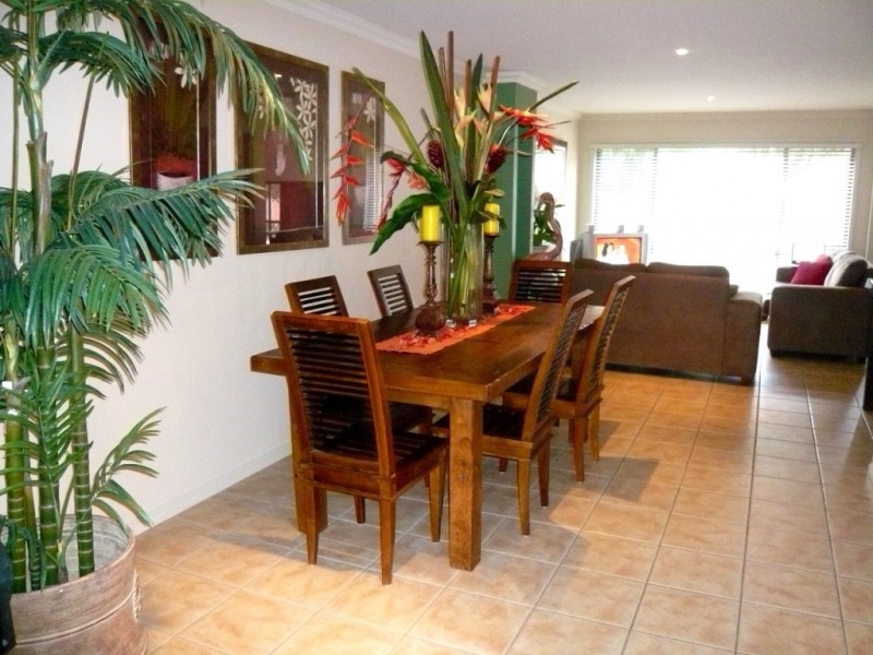 Clear Island Waters QLD 4226