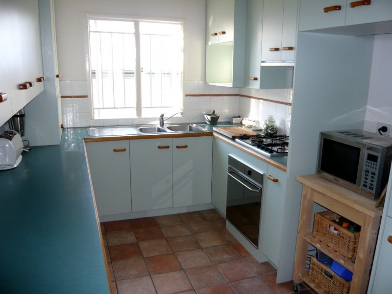 31 Arlington st, Coorparoo QLD 4151