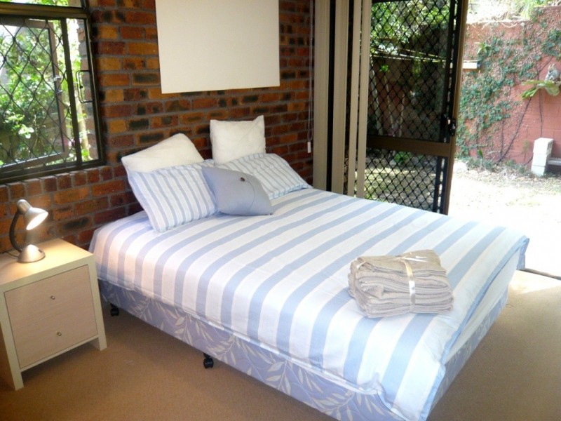 22 Paradise St, Highgate Hill QLD 4101