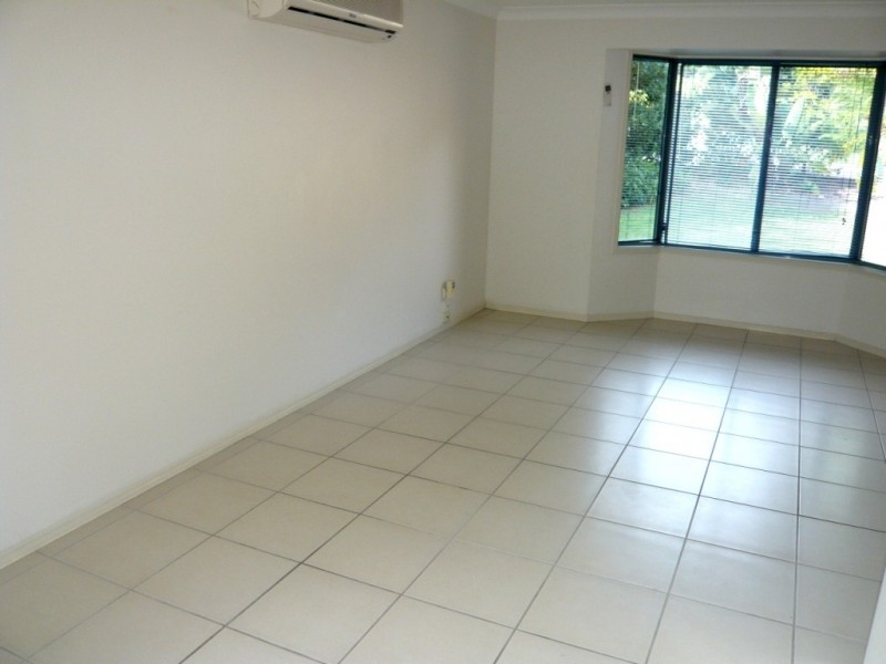 10 Cowell Drive, Burleigh Heads QLD 4220