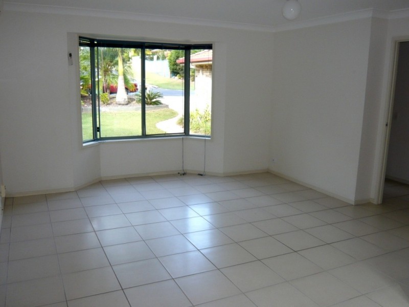 10 Cowell Drive, Burleigh Heads QLD 4220