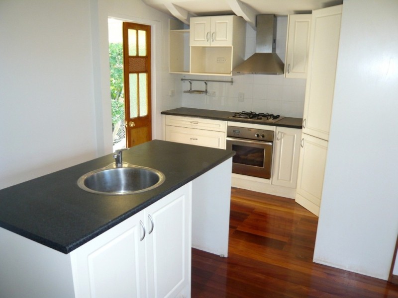 30 McBride St, Eagle Farm QLD 4009