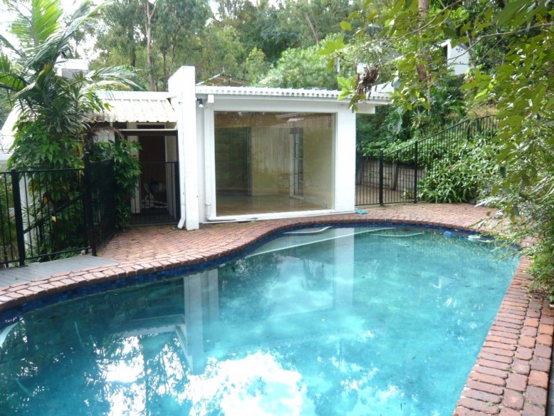 15 Praeger St, Chapel Hill QLD 4069 the real estate agency Leased 15 Praeger St, Chapel Hill QLD 4069 the real estate agency Leased