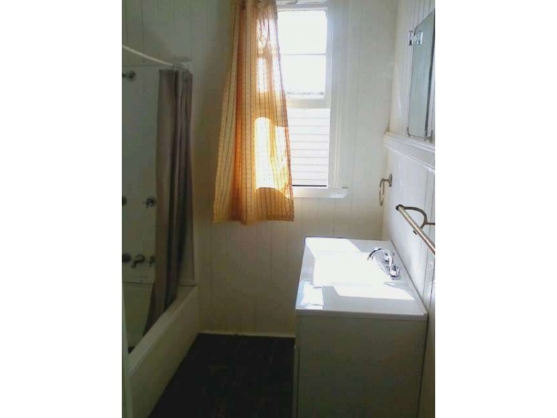 1/7 Gilmore St, Leichhardt QLD 4305