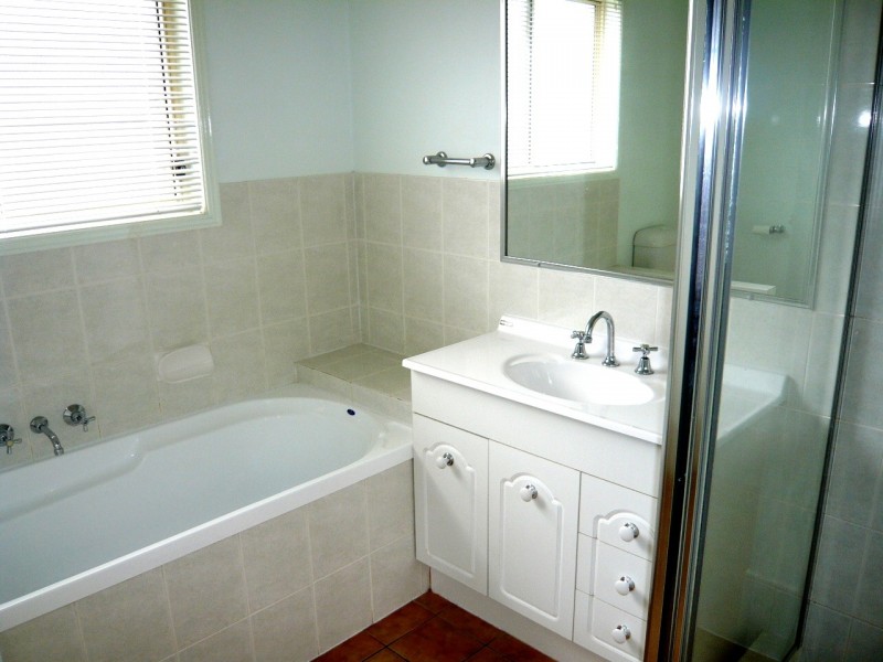 28 Allenby Drv, Meadowbrook QLD 4131