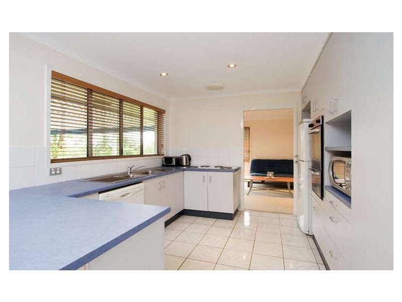 5 Toorie Crt, Albany Creek QLD 4035