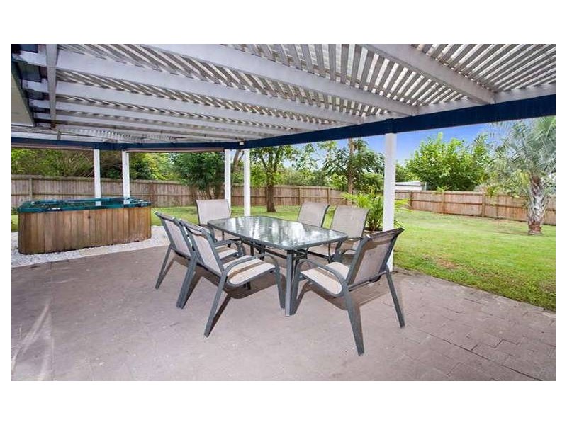 5 Toorie Crt, Albany Creek QLD 4035