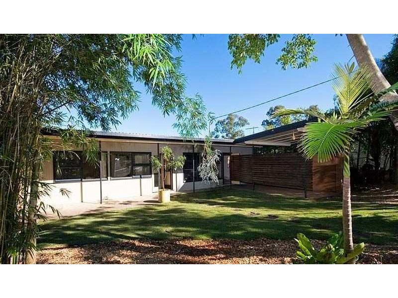 854a South Pine Road cnr Kurrajong St, Everton Park QLD 4053