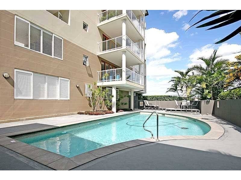 10/106 Bonney Ave cnr Bellevue Tce, Clayfield QLD 4011