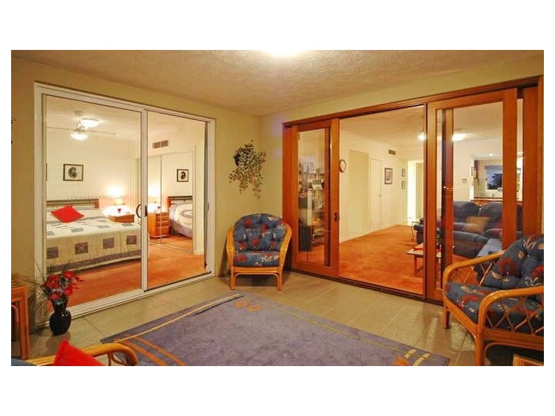 10/106 Bonney Ave cnr Bellevue Tce, Clayfield QLD 4011