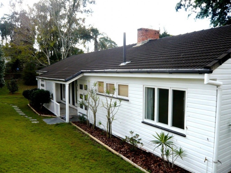 25 Garema St, St Lucia QLD 4067