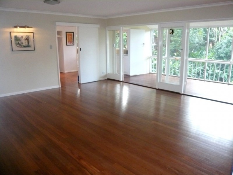 25 Garema St, St Lucia QLD 4067