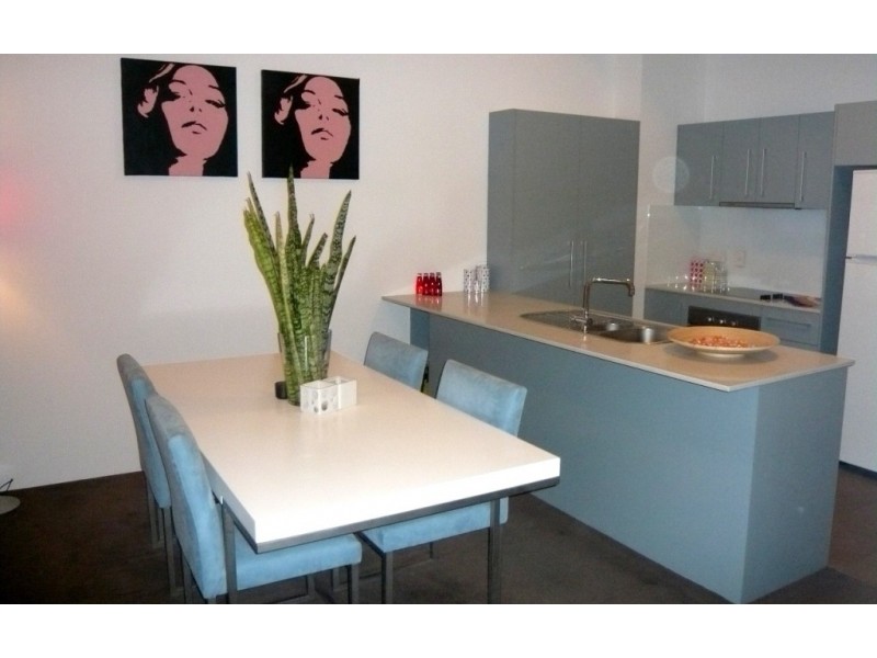9 Chester Street cnr Ella St, Teneriffe QLD 4005