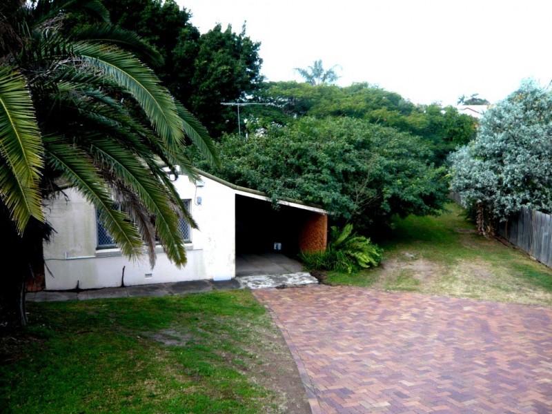 11 Gloriana St, Morningside QLD 4170
