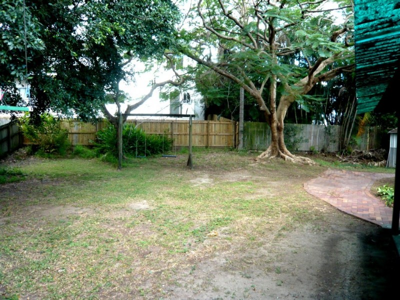 11 Gloriana St, Morningside QLD 4170
