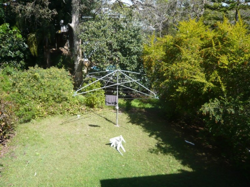 10 Soudan St, Bardon QLD 4065