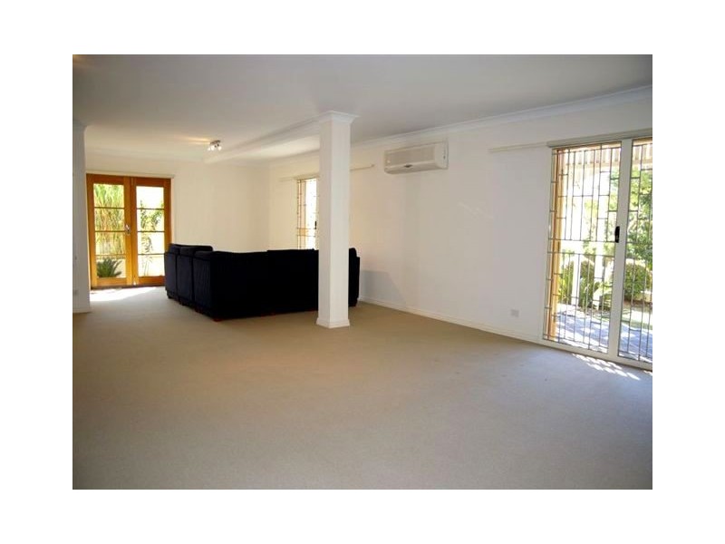 31 Redfern St, Woolloongabba QLD 4102