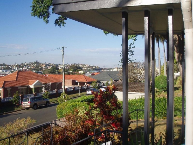 9 Jordan Tce, Bowen Hills QLD 4006