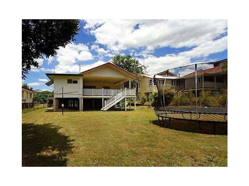 33 Monro St, Kelvin Grove QLD 4059