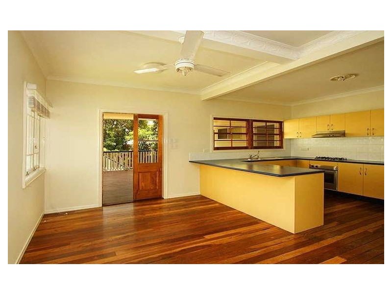 33 Monro St, Kelvin Grove QLD 4059