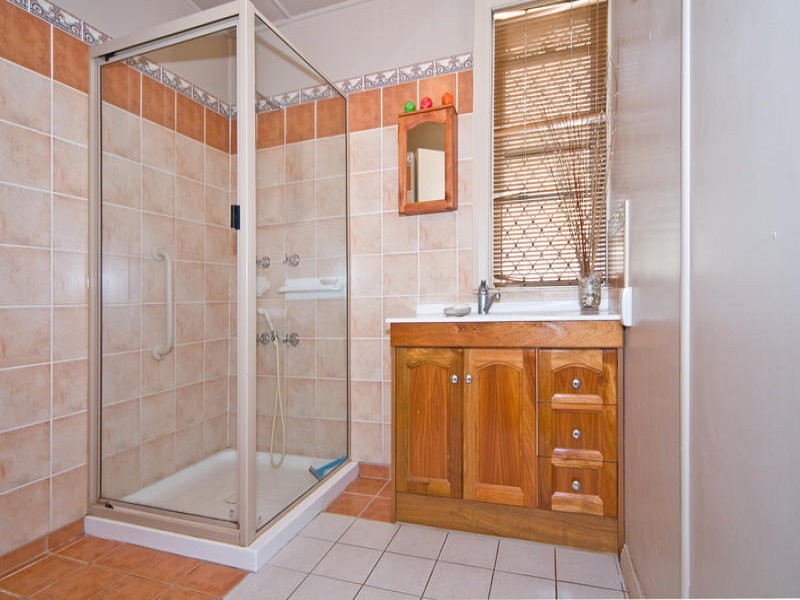 81 Gatton St, Mount Gravatt East QLD 4122