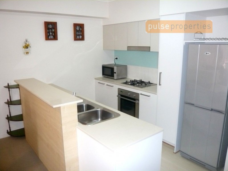 114/8 Gibbon St, Woolloongabba QLD 4102