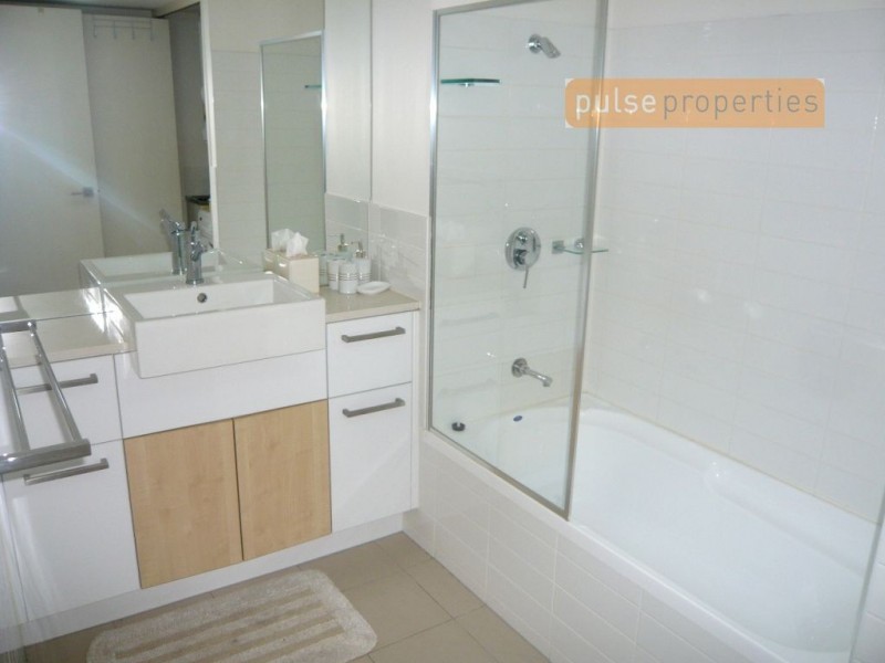 114/8 Gibbon St, Woolloongabba QLD 4102