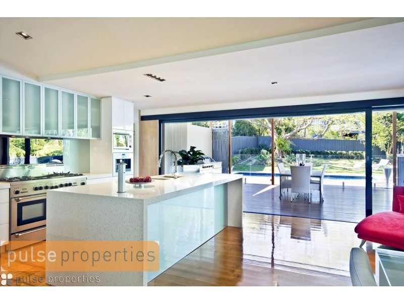 44 Gresham Street, East Brisbane QLD 4169