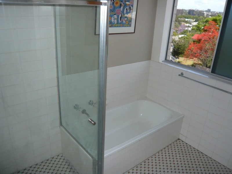 4/8 Doris St, West End QLD 4101