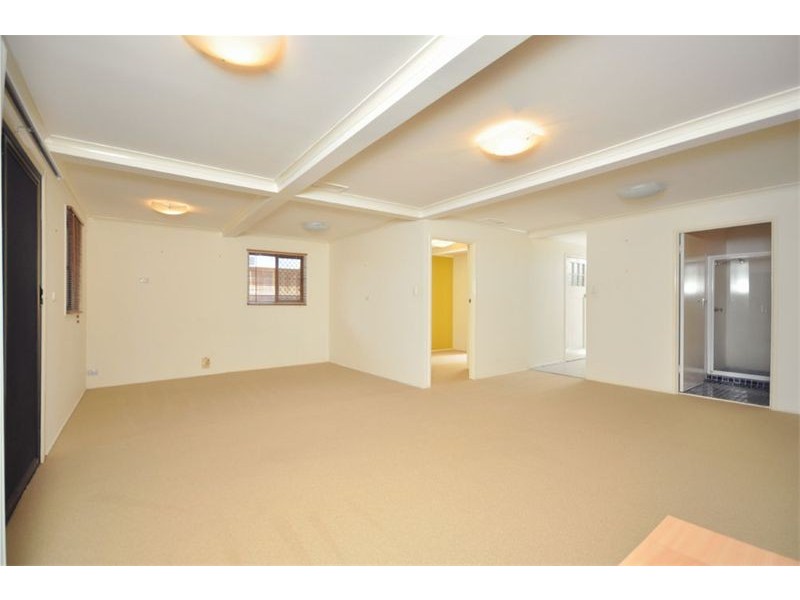 33 Flemington Street, Hendra QLD 4011