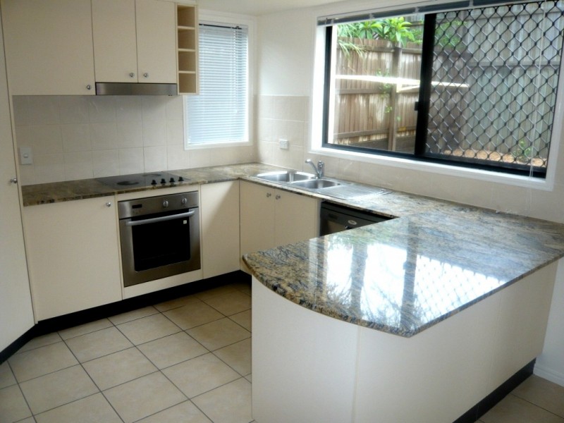 27 Sizer St, Everton Park QLD 4053