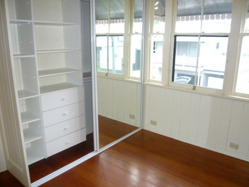 11a Guildford St, Kelvin Grove QLD 4059