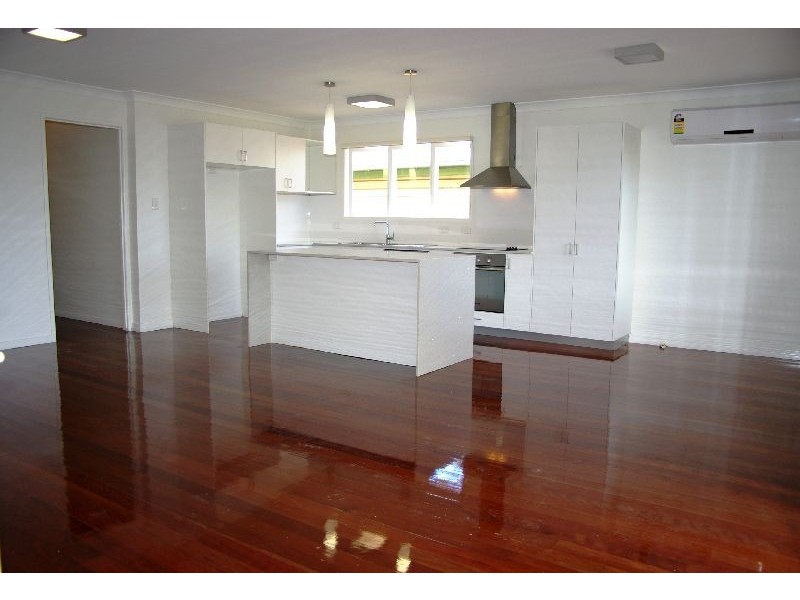 8 Clarendon Street, East Brisbane QLD 4169