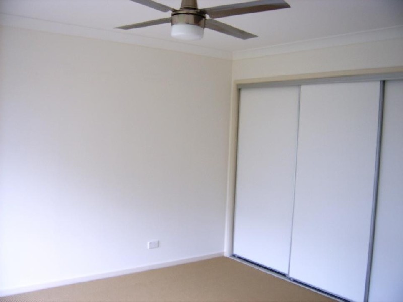 26 Jeff Collins Circuit, Bellbird Park QLD 4300