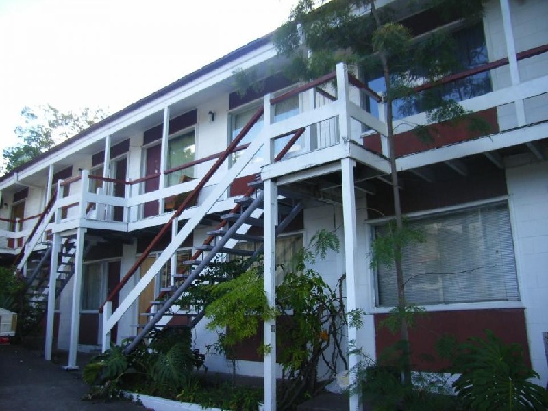 13 Westbourne Street, Highgate Hill QLD 4101