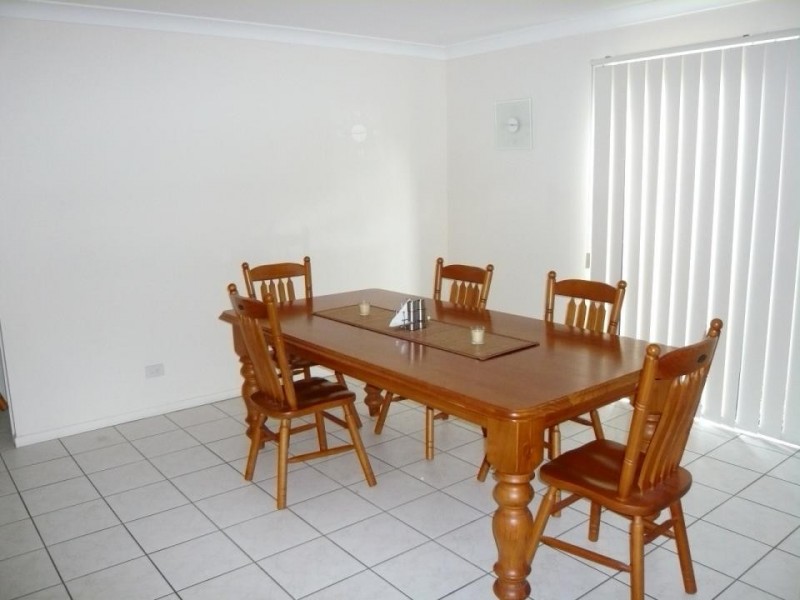 18 Garney Street, Redcliffe QLD 4020