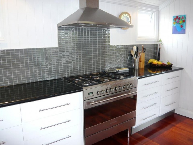 9 Malcolm St, Enoggera QLD 4051